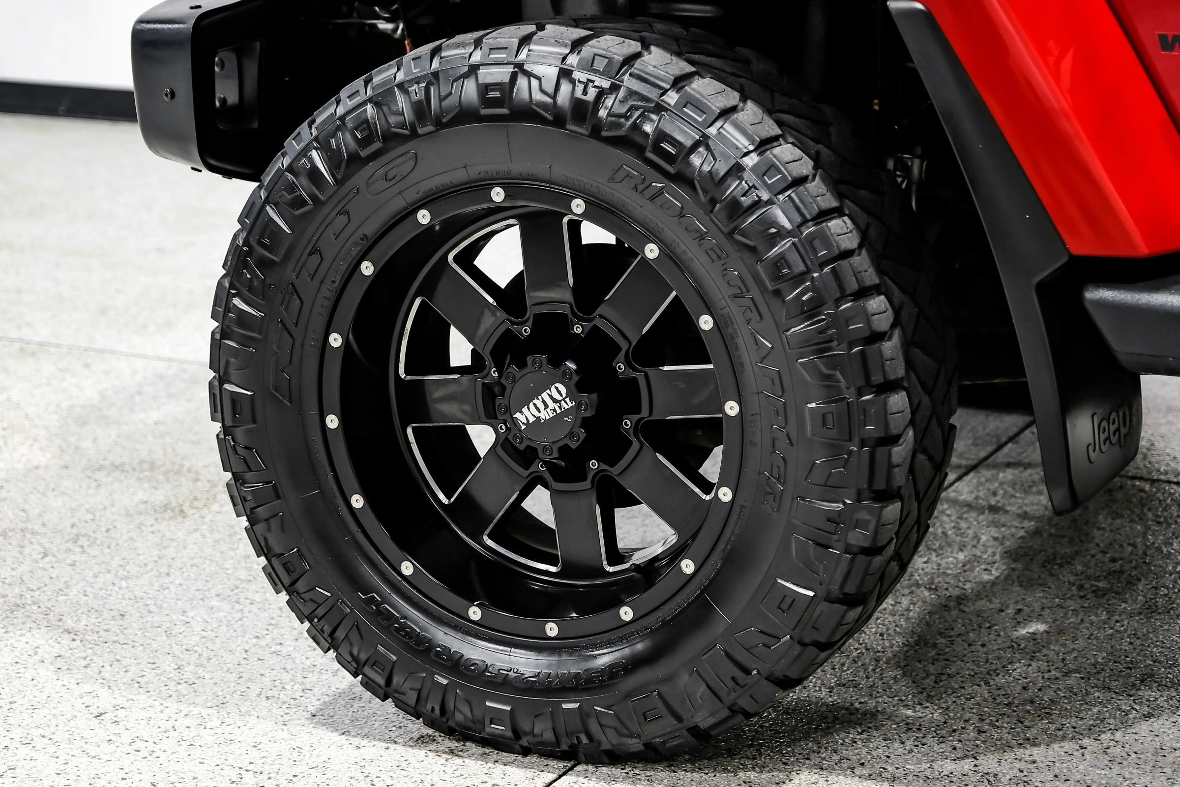 Used 2014 Jeep Wrangler Sahara w/ Connectivity Group image 50