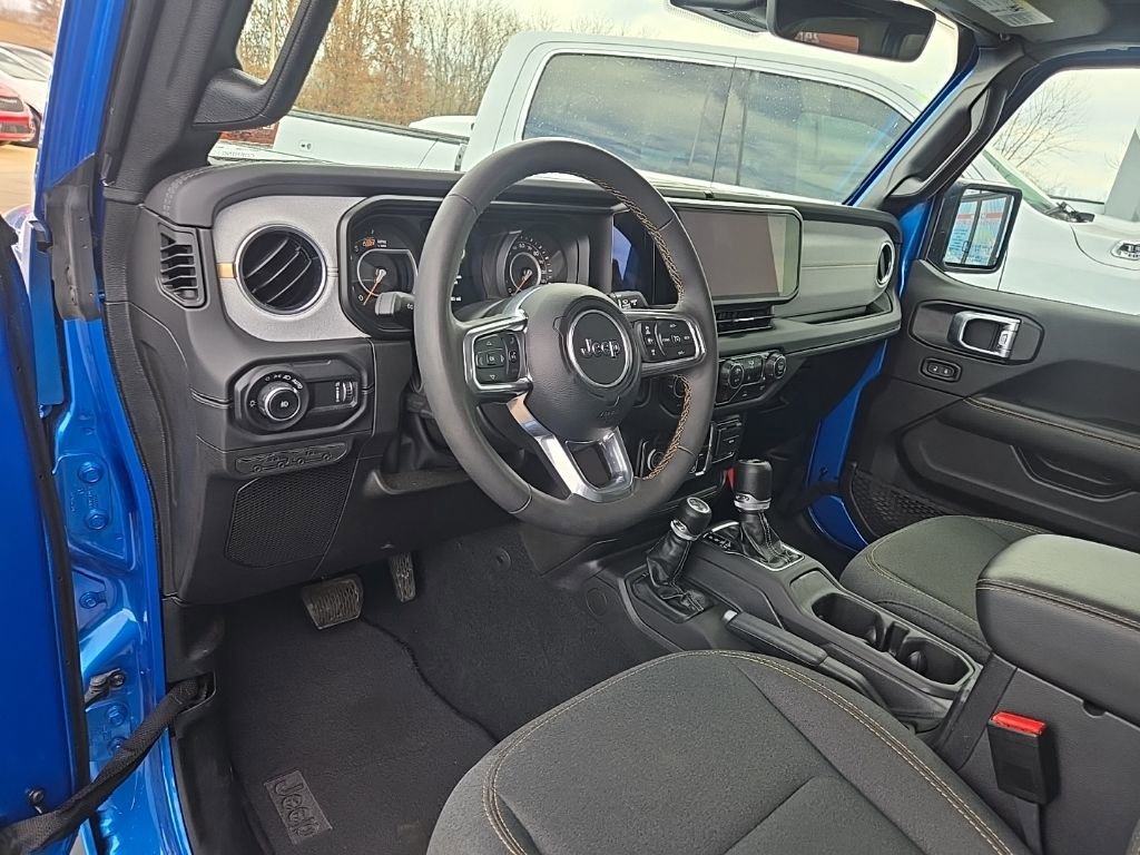 Used 2024 Jeep Wrangler Sahara w/ Technology Group image 37