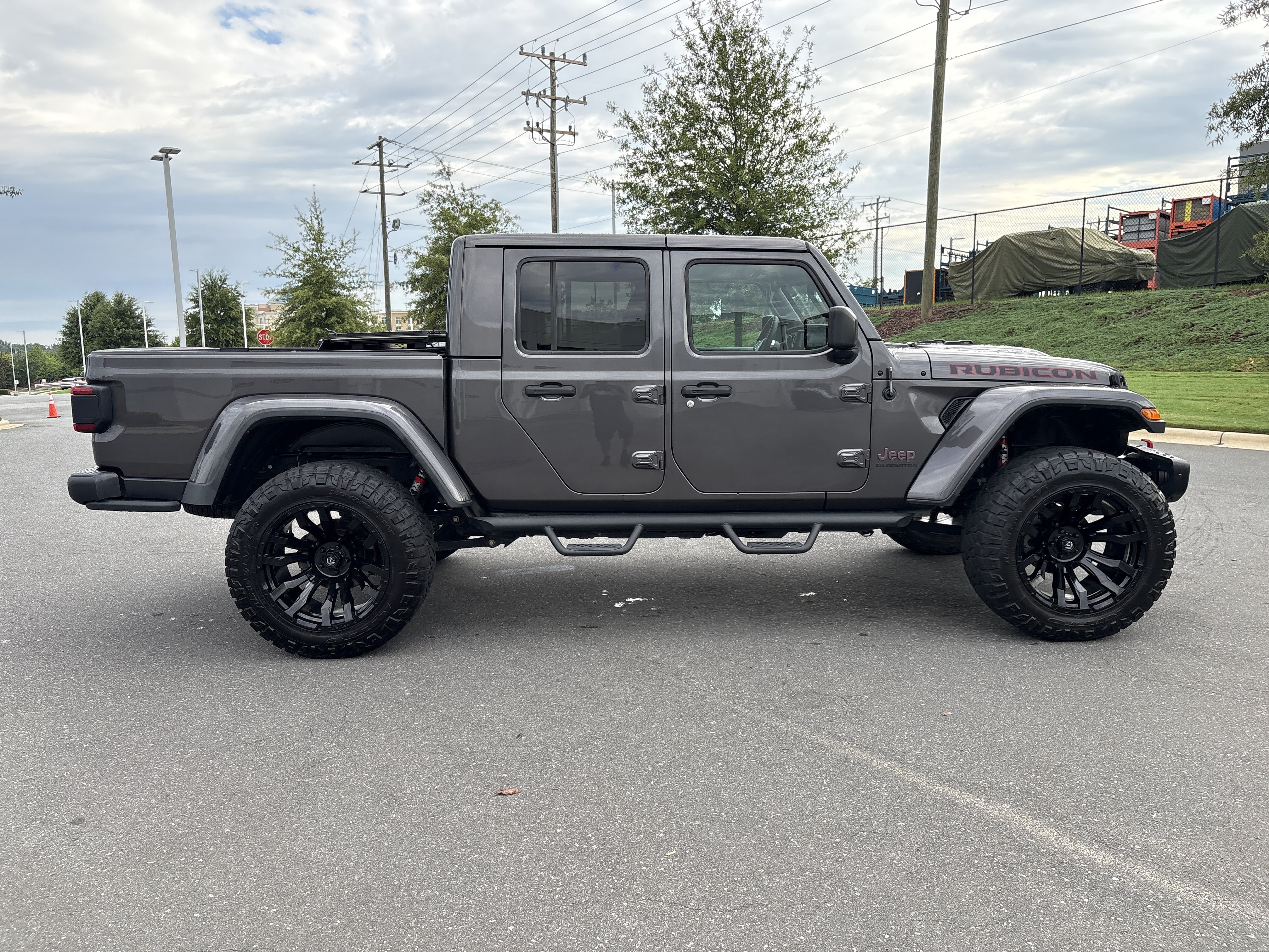Used 2020 Jeep Gladiator Rubicon AWD/4WD image 10