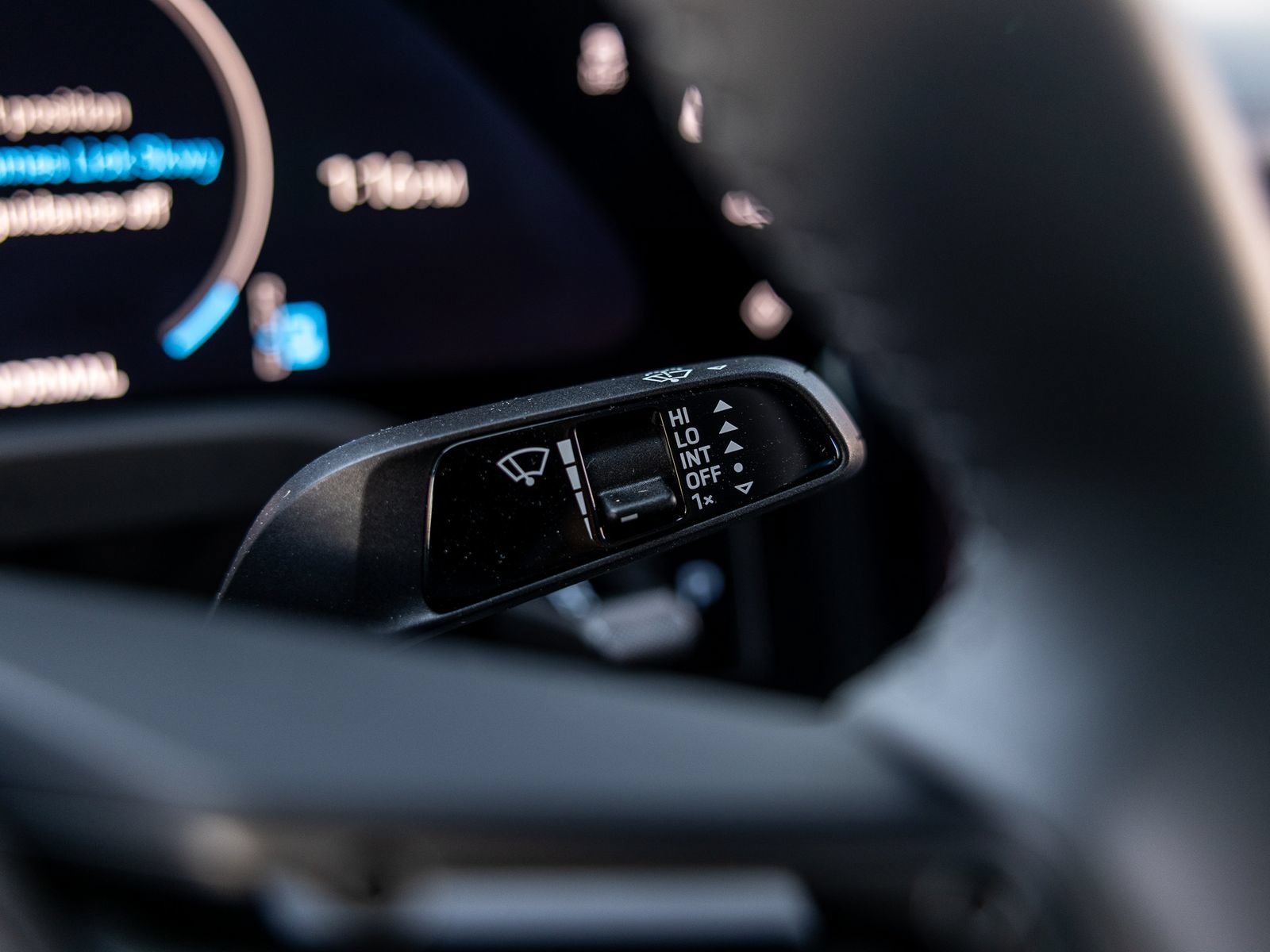 New 2025 Porsche Taycan AWD/4WD image 40