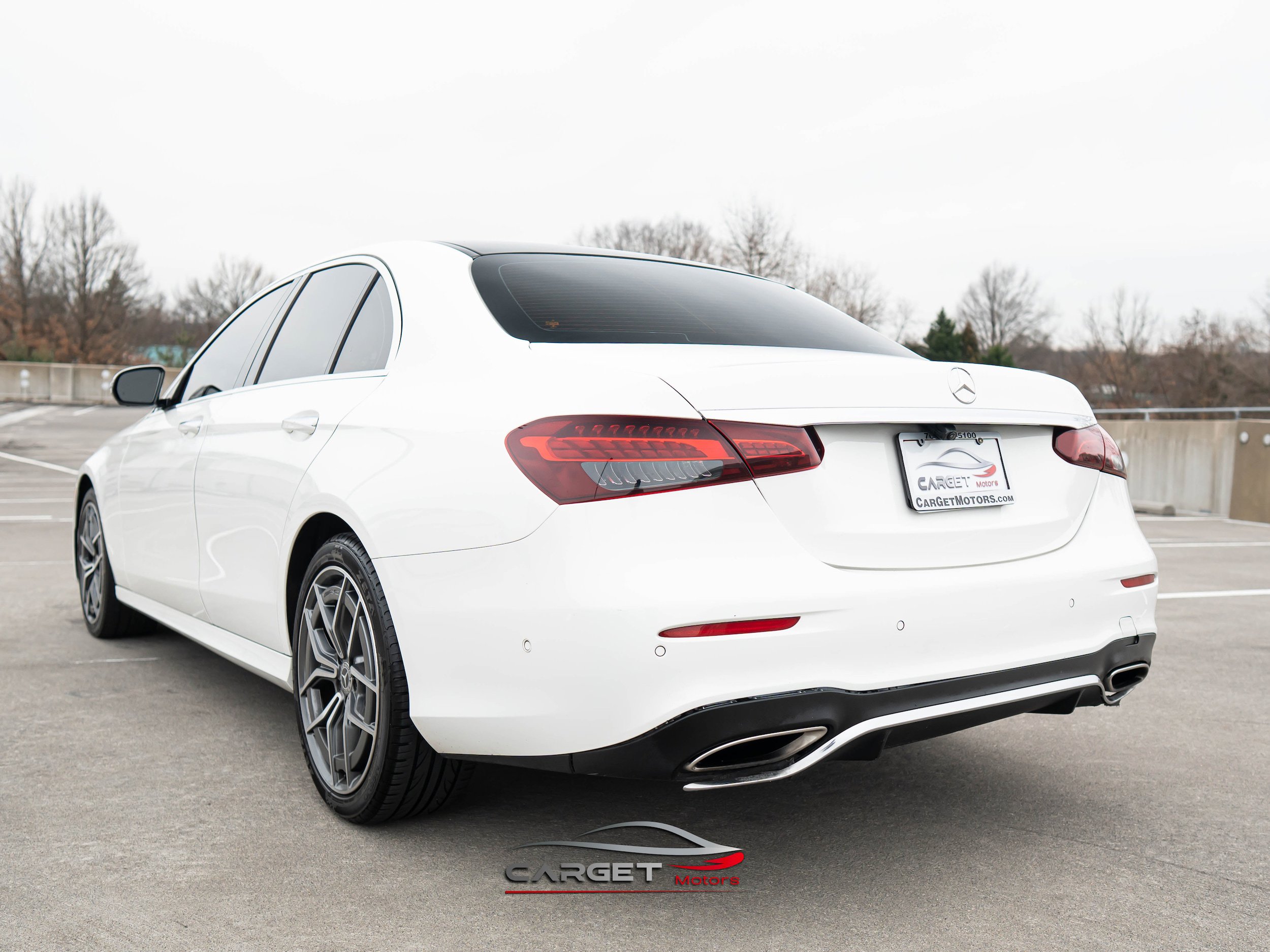 Used 2021 Mercedes-Benz E 350 Sedan w/ Premium Package image 5
