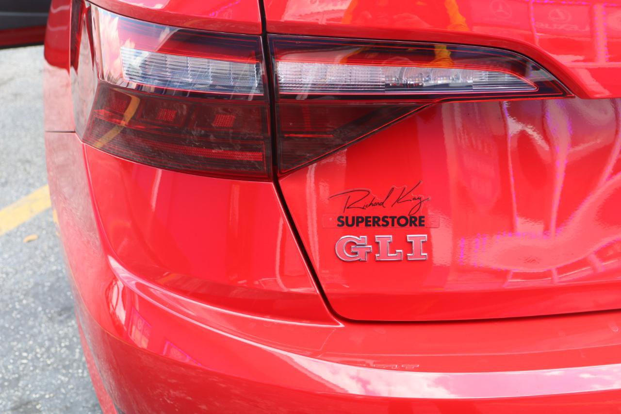Used 2020 Volkswagen Jetta GLI FWD image 33