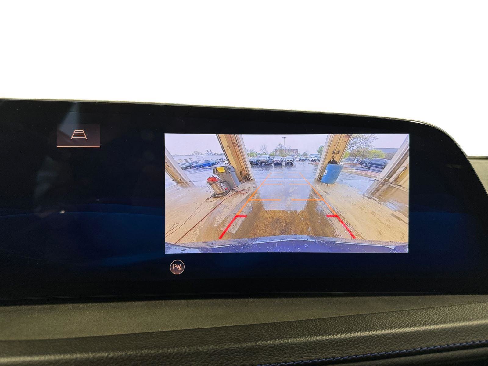 Used 2024 Cadillac XT4 Sport AWD/4WD image 19