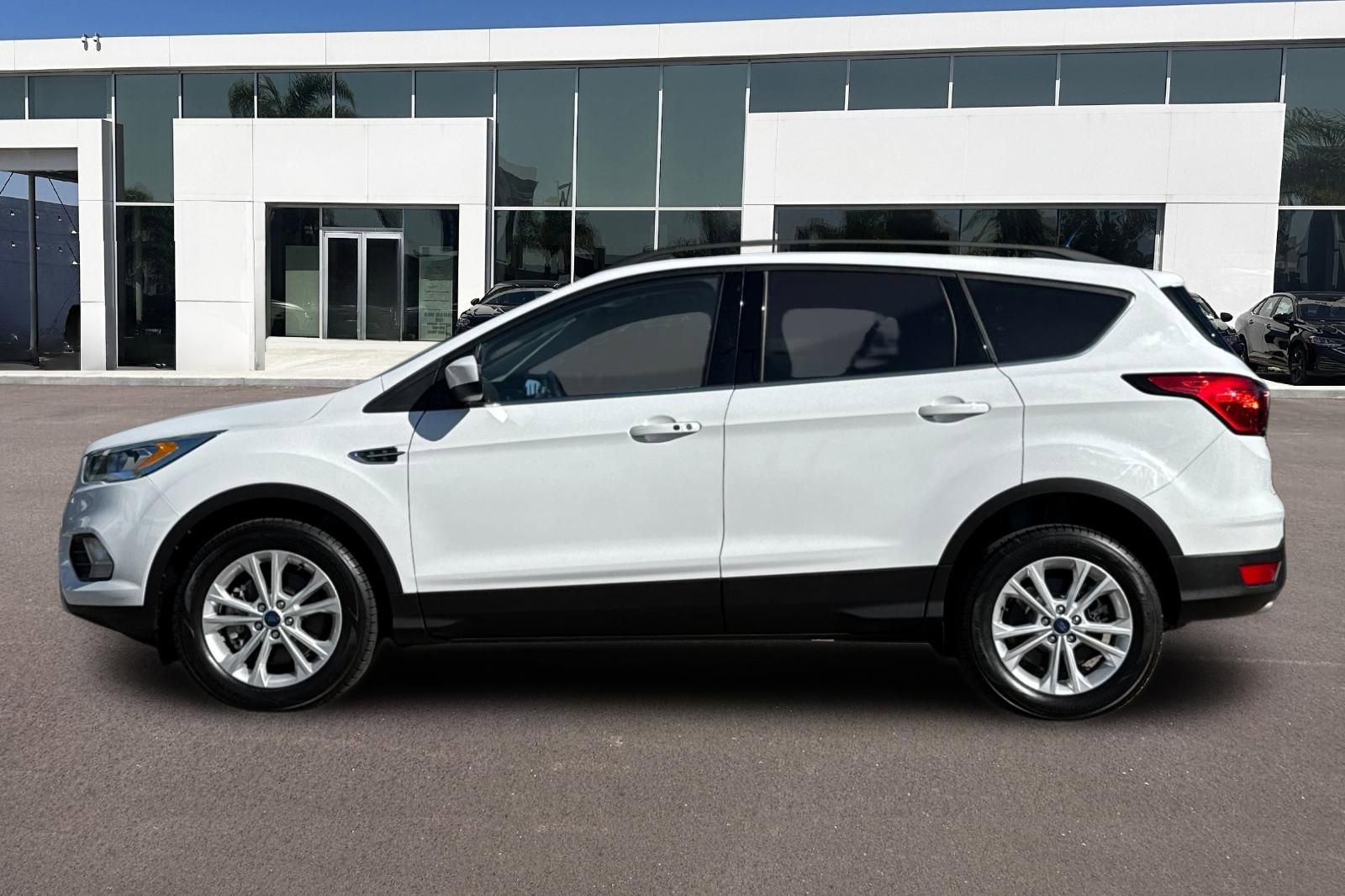 Used 2019 Ford Escape SEL image 6
