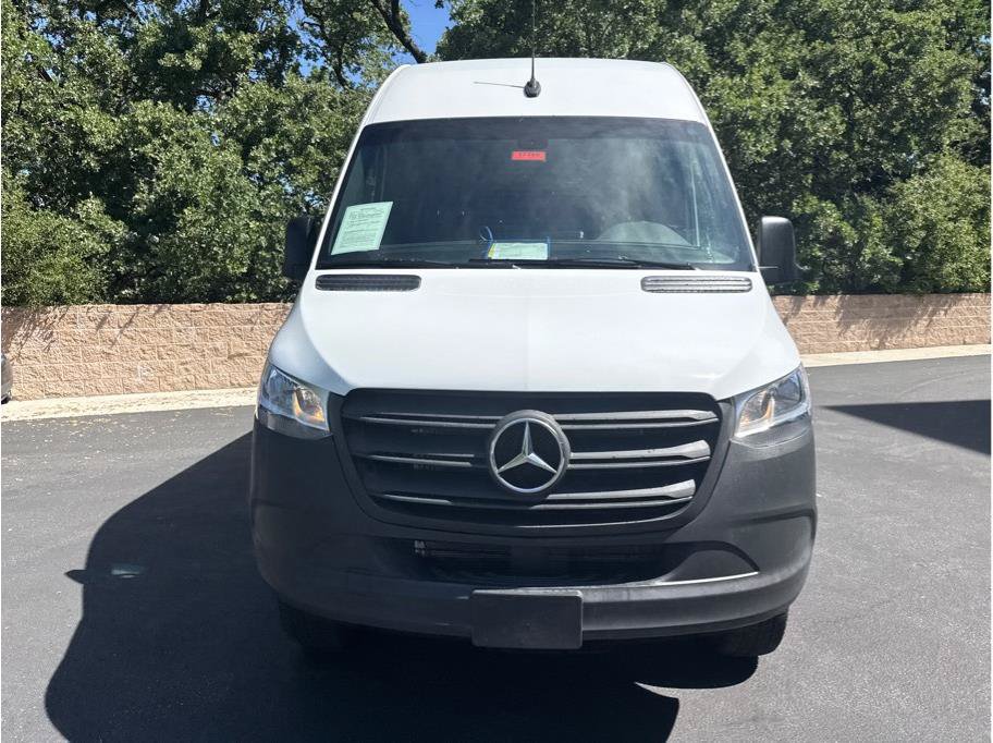 Used 2024 Mercedes-Benz Sprinter 2500 image 4