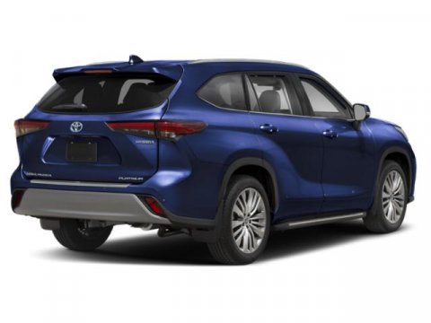New 2026 Toyota Highlander Platinum image 2