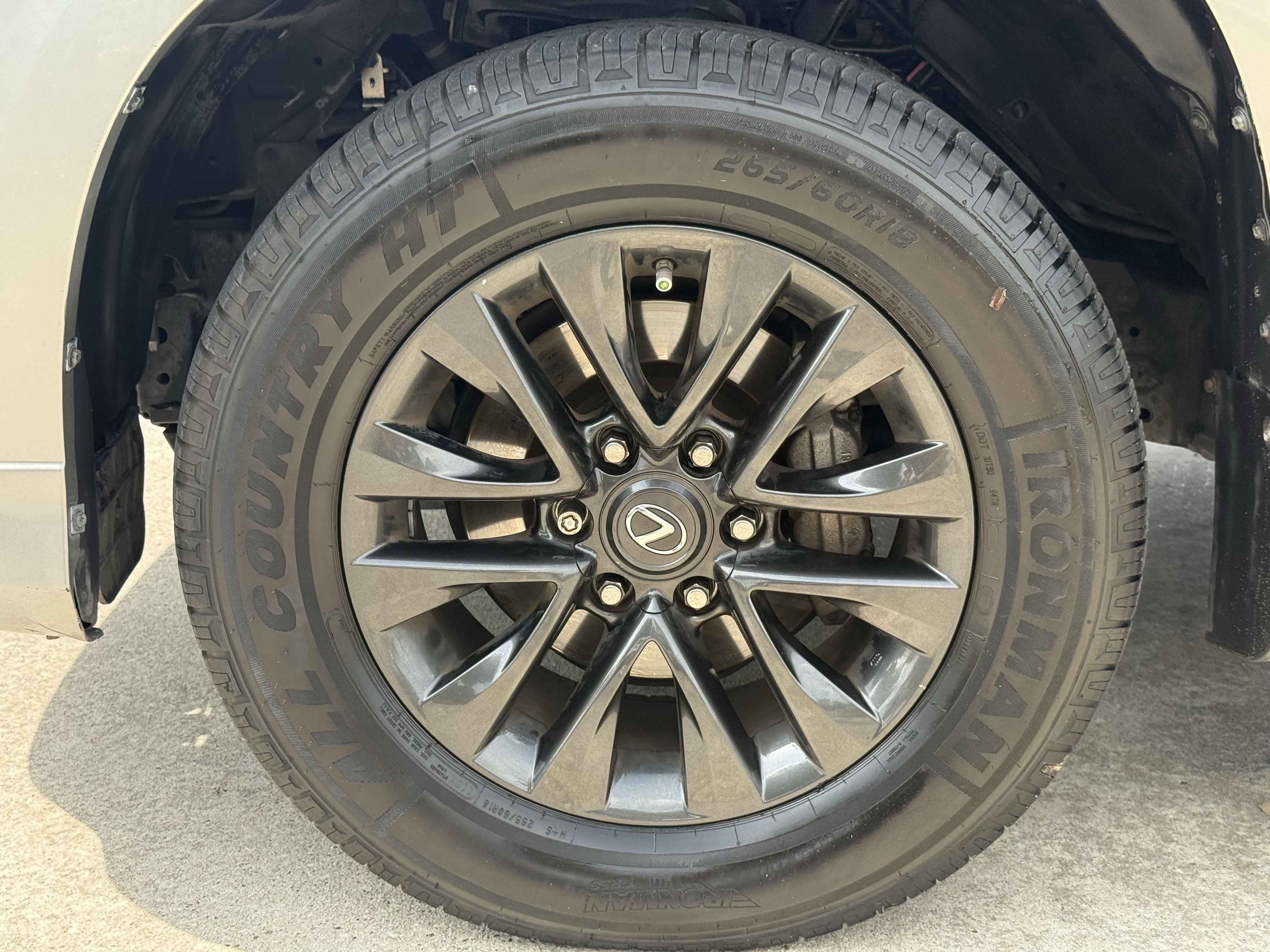 Used 2020 Lexus GX 460 Premium AWD/4WD image 12