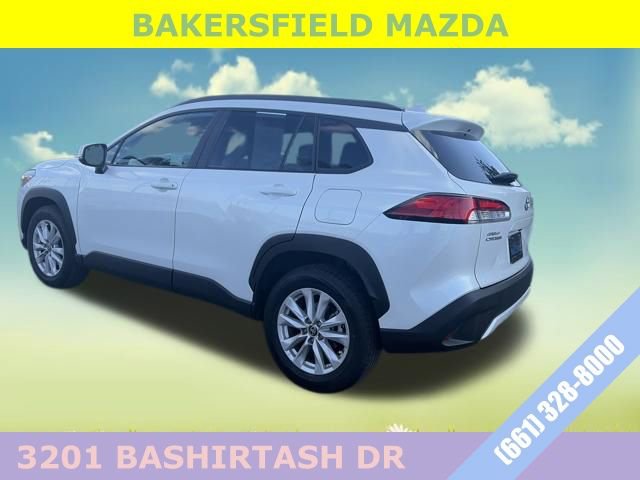Used 2024 Toyota Corolla Cross LE AWD/4WD image 3