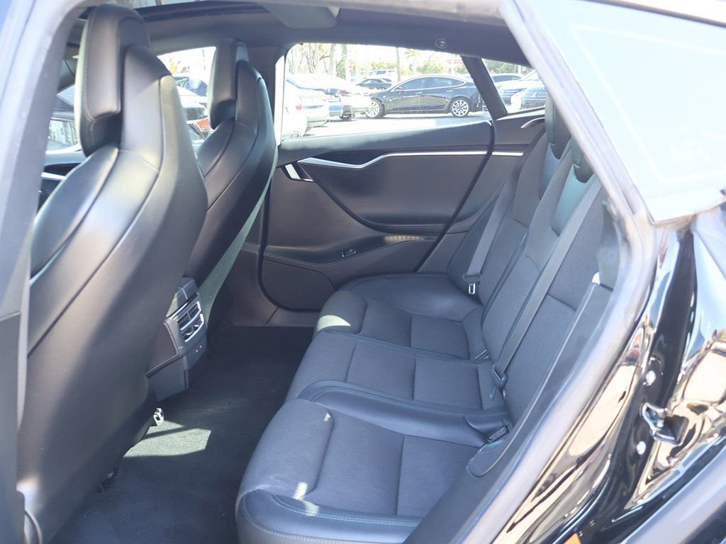 Used 2017 Tesla Model S 100D image 34