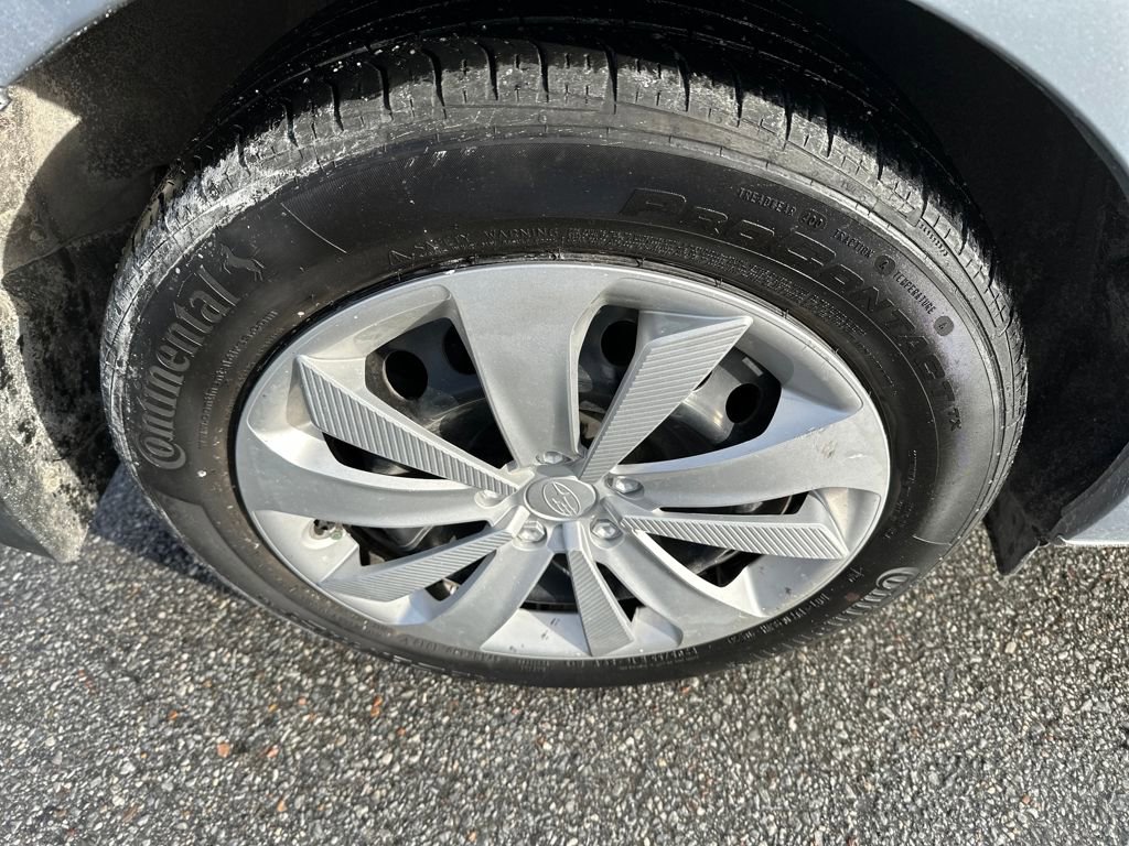 Certified 2023 Subaru Impreza 2.0i image 9