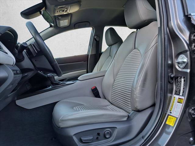 Used 2021 Toyota Camry SE FWD image 15