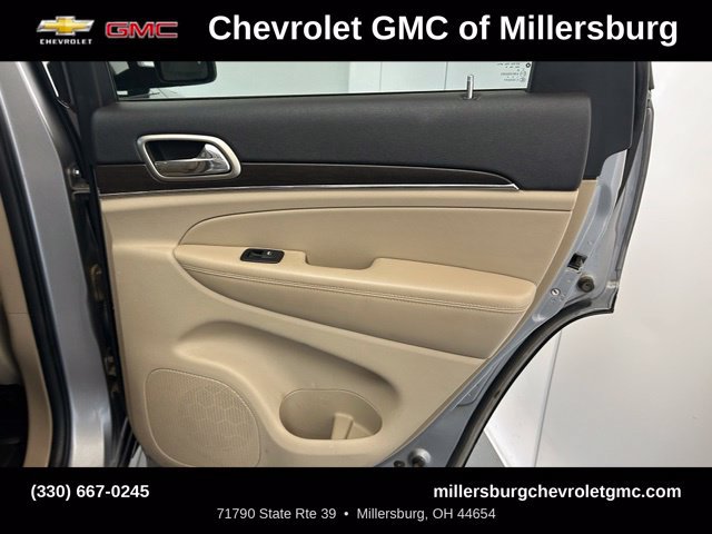 Used 2017 Jeep Grand Cherokee Limited w/ Luxury Group II AWD/4WD image 26