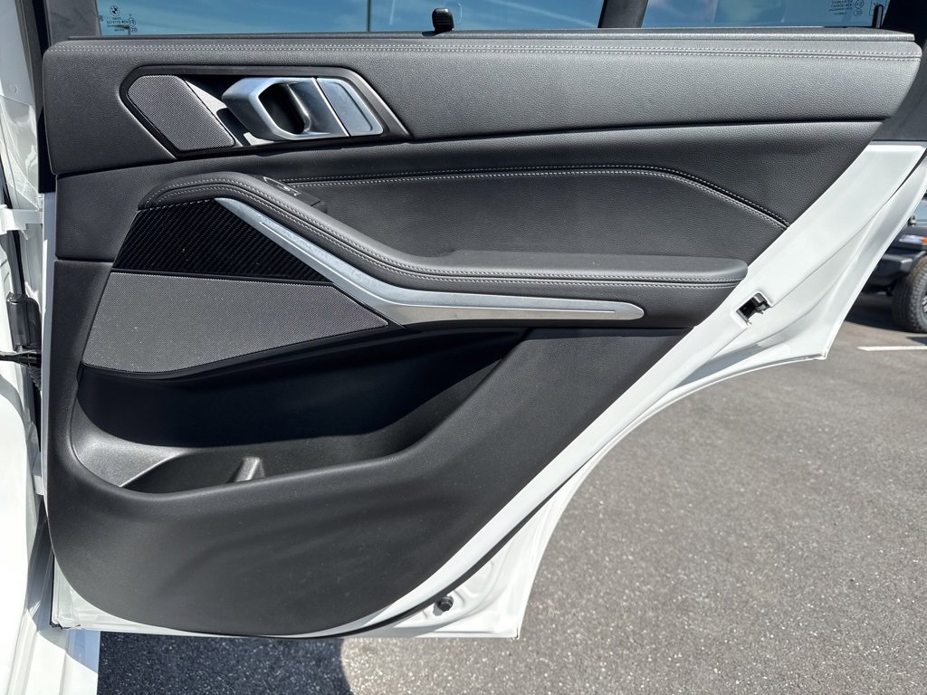 Used 2022 BMW X5 M50i w/ Executive Package image 20