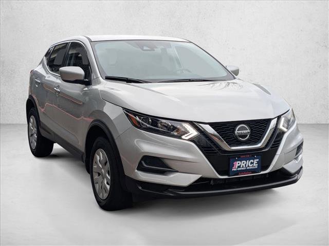 Used 2020 Nissan Rogue Sport S image 3