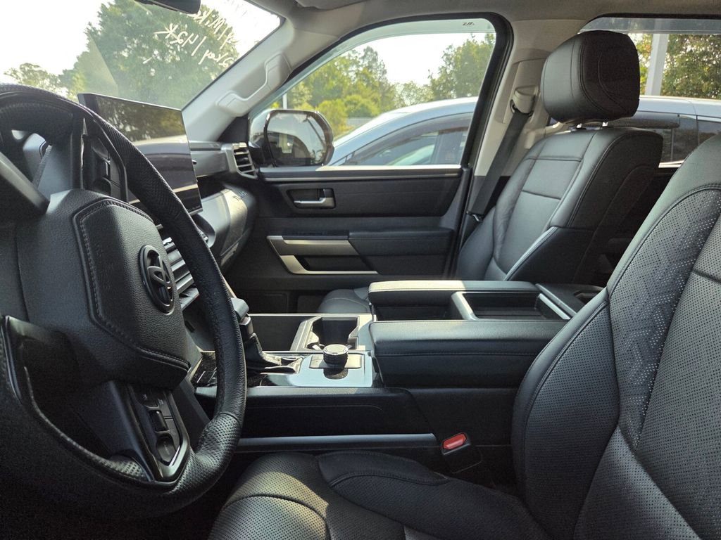 Used 2022 Toyota Tundra SR5 RWD image 8