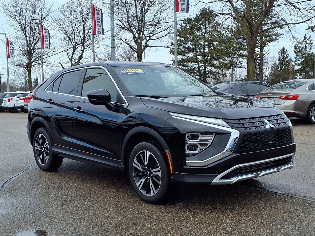 Used 2024 Mitsubishi Eclipse Cross SE image 3