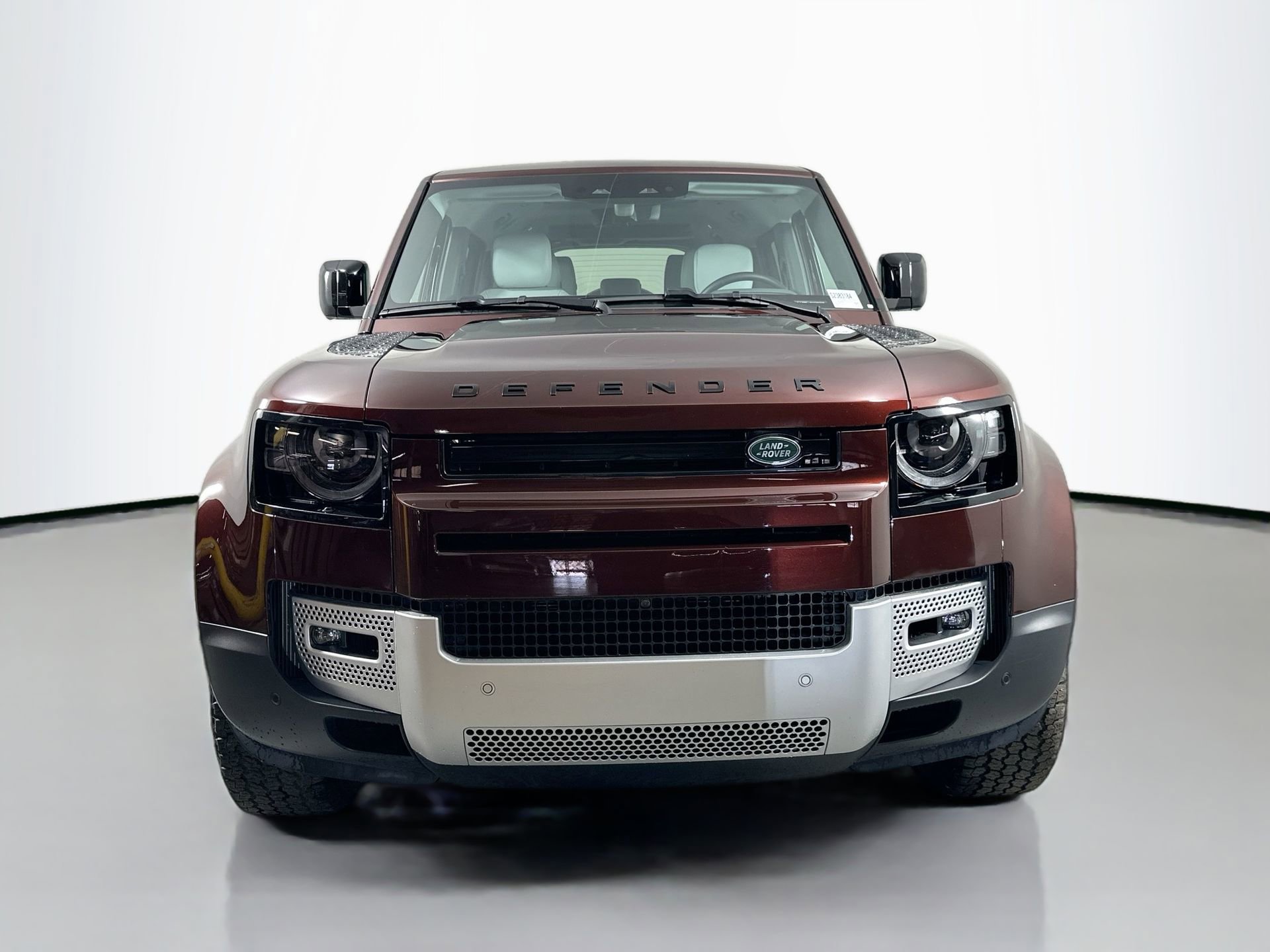 Certified 2025 Land Rover Defender 130 S image 2