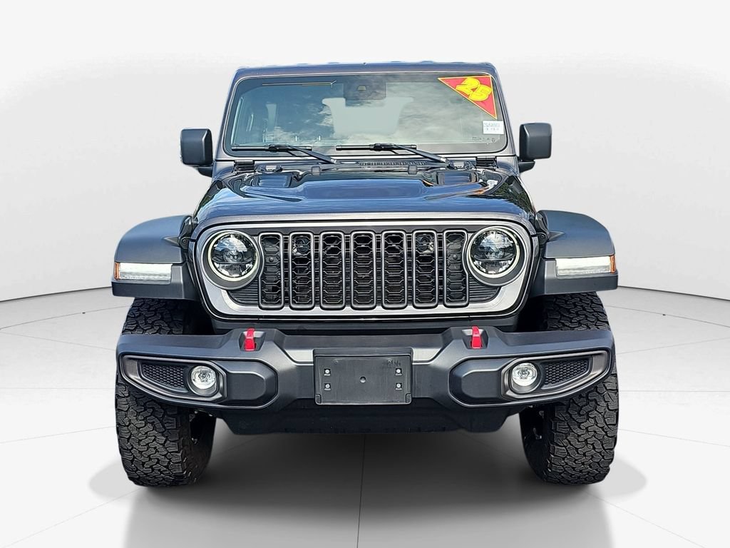 Used 2025 Jeep Wrangler Unlimited Rubicon AWD/4WD image 11