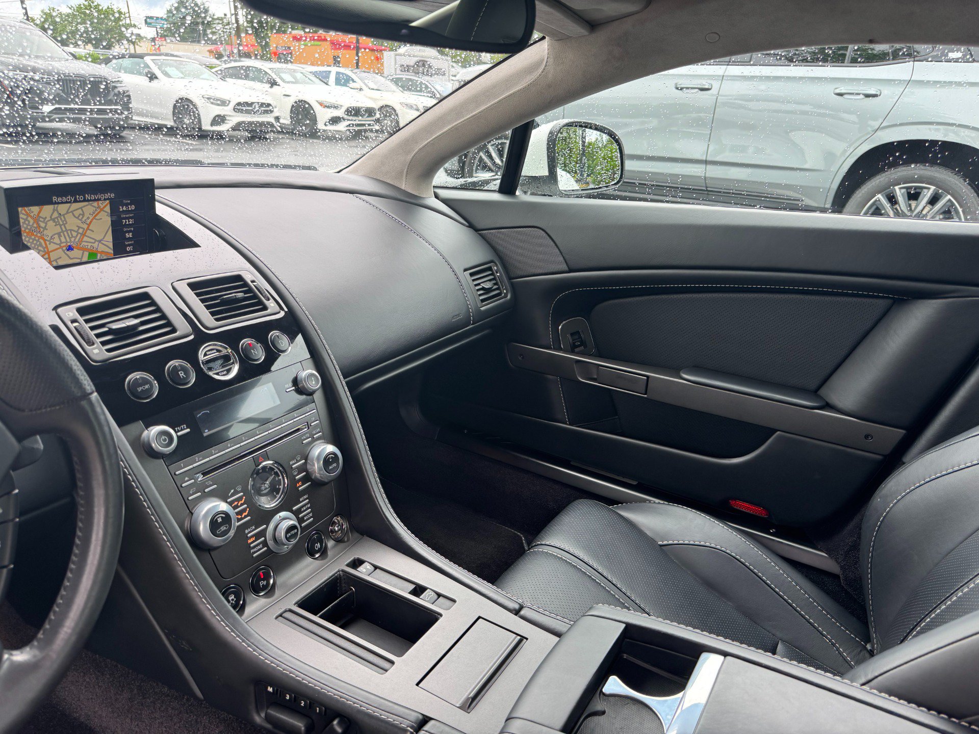 Used 2015 Aston Martin V8 Vantage GT RWD image 24