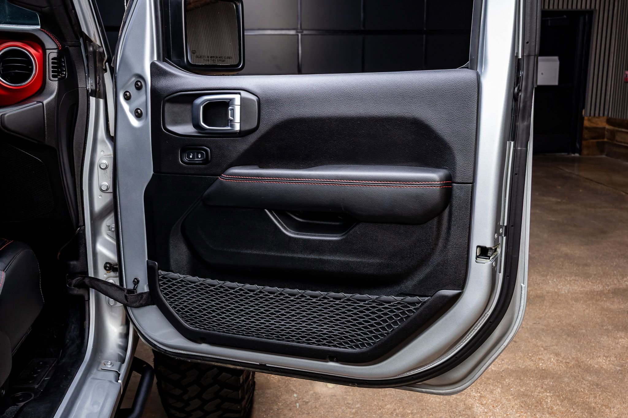 Used 2022 Jeep Wrangler Rubicon AWD/4WD image 33