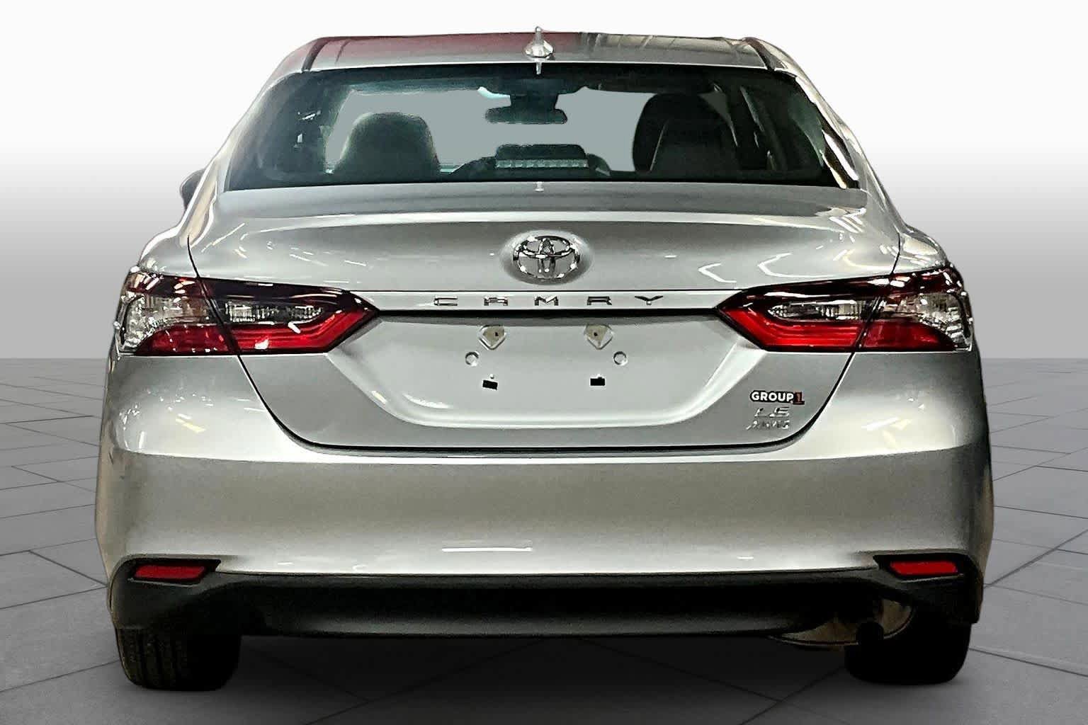 Used 2023 Toyota Camry LE image 5