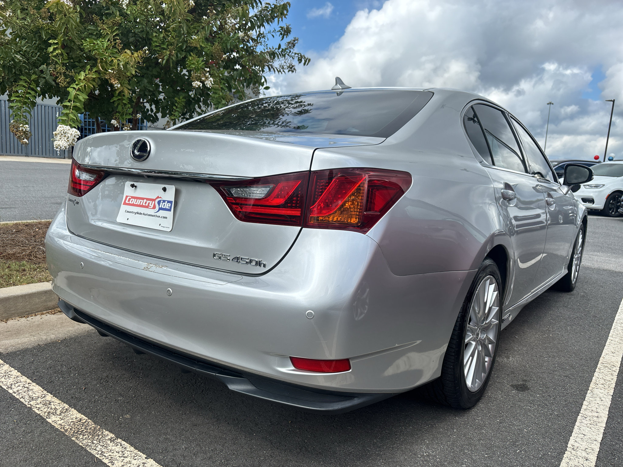 Used 2013 Lexus GS 450h w/ Luxury Pkg RWD image 4