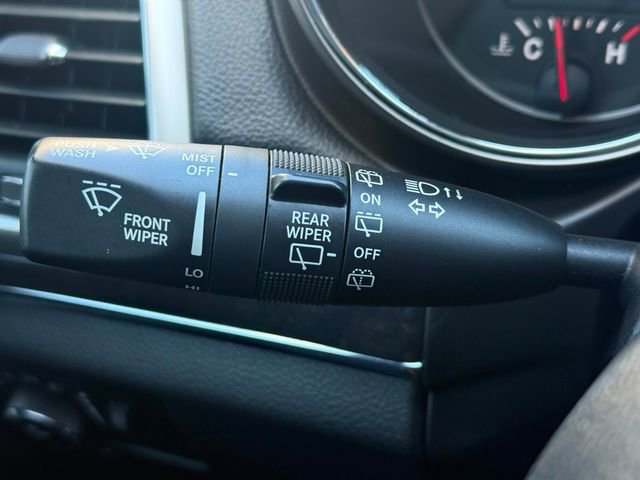Used 2013 Jeep Grand Cherokee Overland Summit AWD/4WD image 17