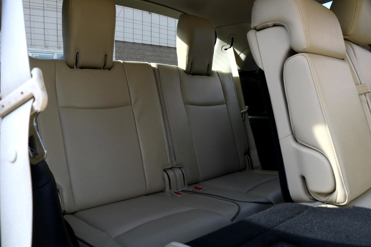 Used 2017 INFINITI QX60 AWD w/ Premium Plus Package image 39