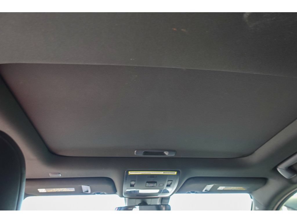Used 2019 Lexus UX 200 w/ Premium Package FWD image 31