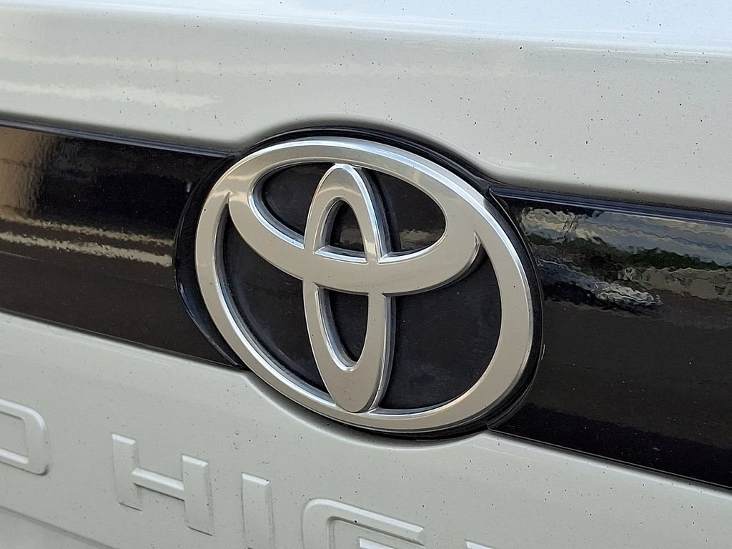 Used 2025 Toyota Grand Highlander FWD image 31