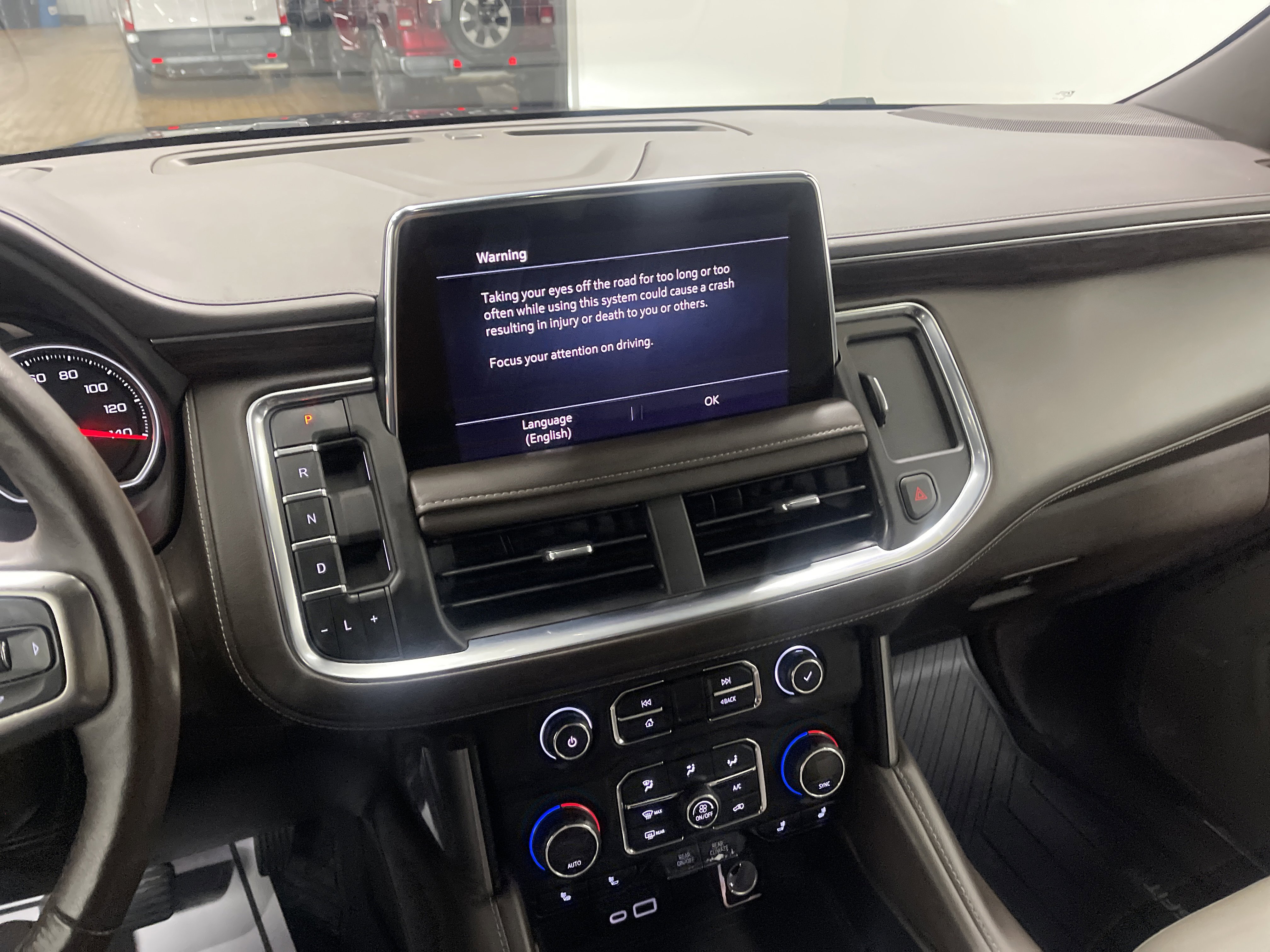 Used 2021 Chevrolet Suburban Z71 w/ Z71 Off-Road Package AWD/4WD image 29