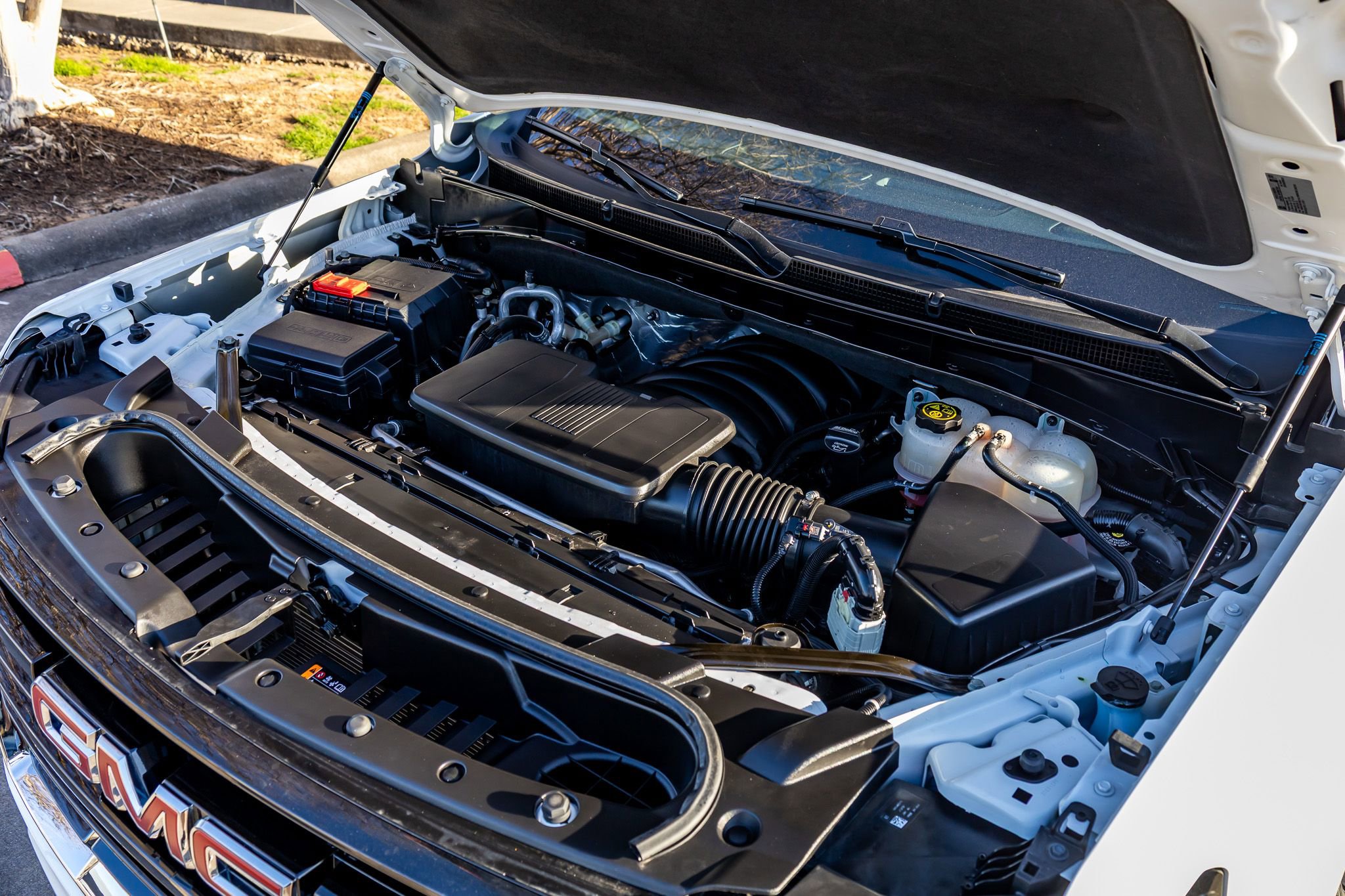 Used 2023 GMC Yukon SLE w/ Max Trailering Package image 39