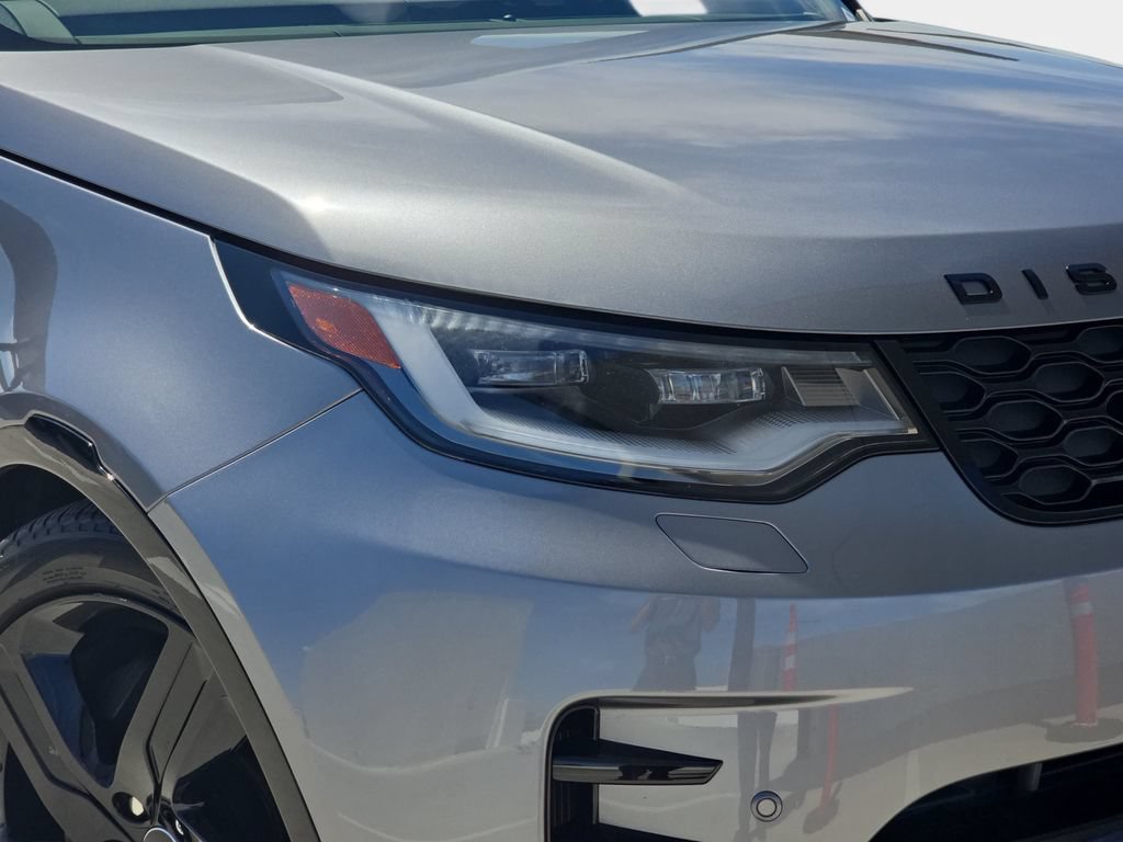 Certified 2025 Land Rover Discovery Dynamic SE AWD/4WD image 34