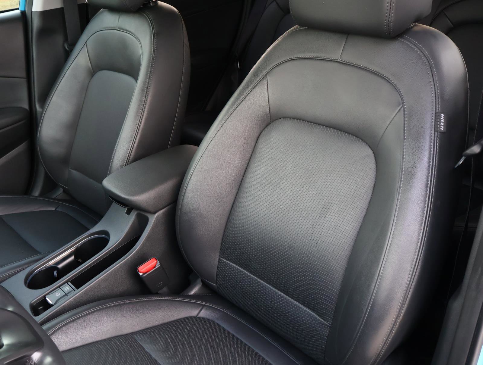 Used 2022 Hyundai Kona Limited image 13