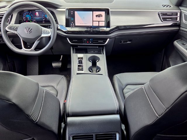 New 2026 Volkswagen Atlas Cross Sport SE FWD image 8