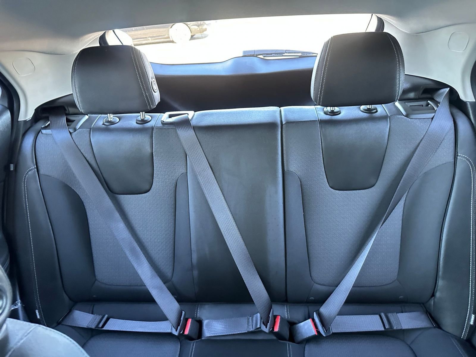 Used 2025 Buick Encore GX Preferred image 38