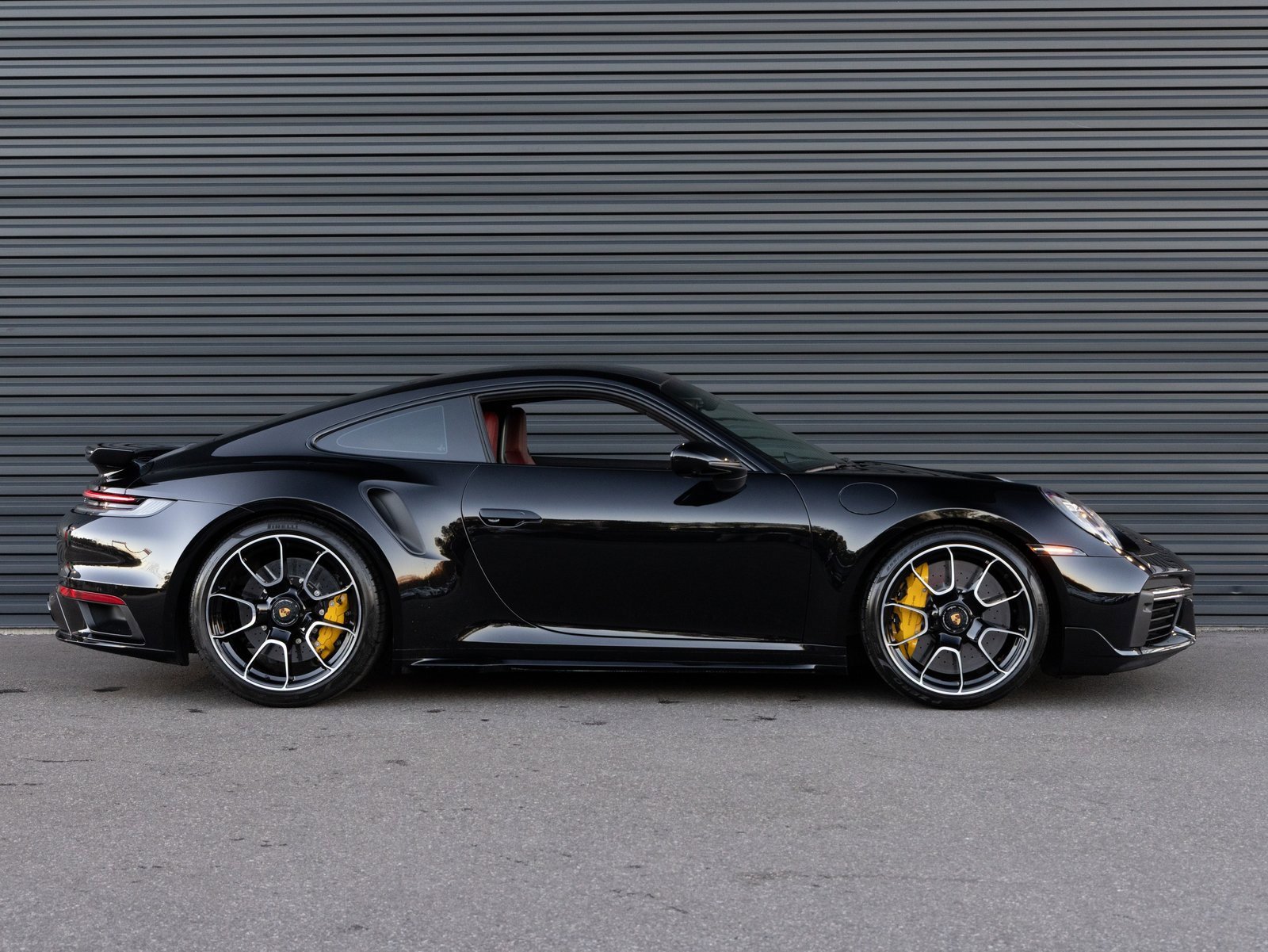 Used 2021 Porsche 911 Turbo S image 8