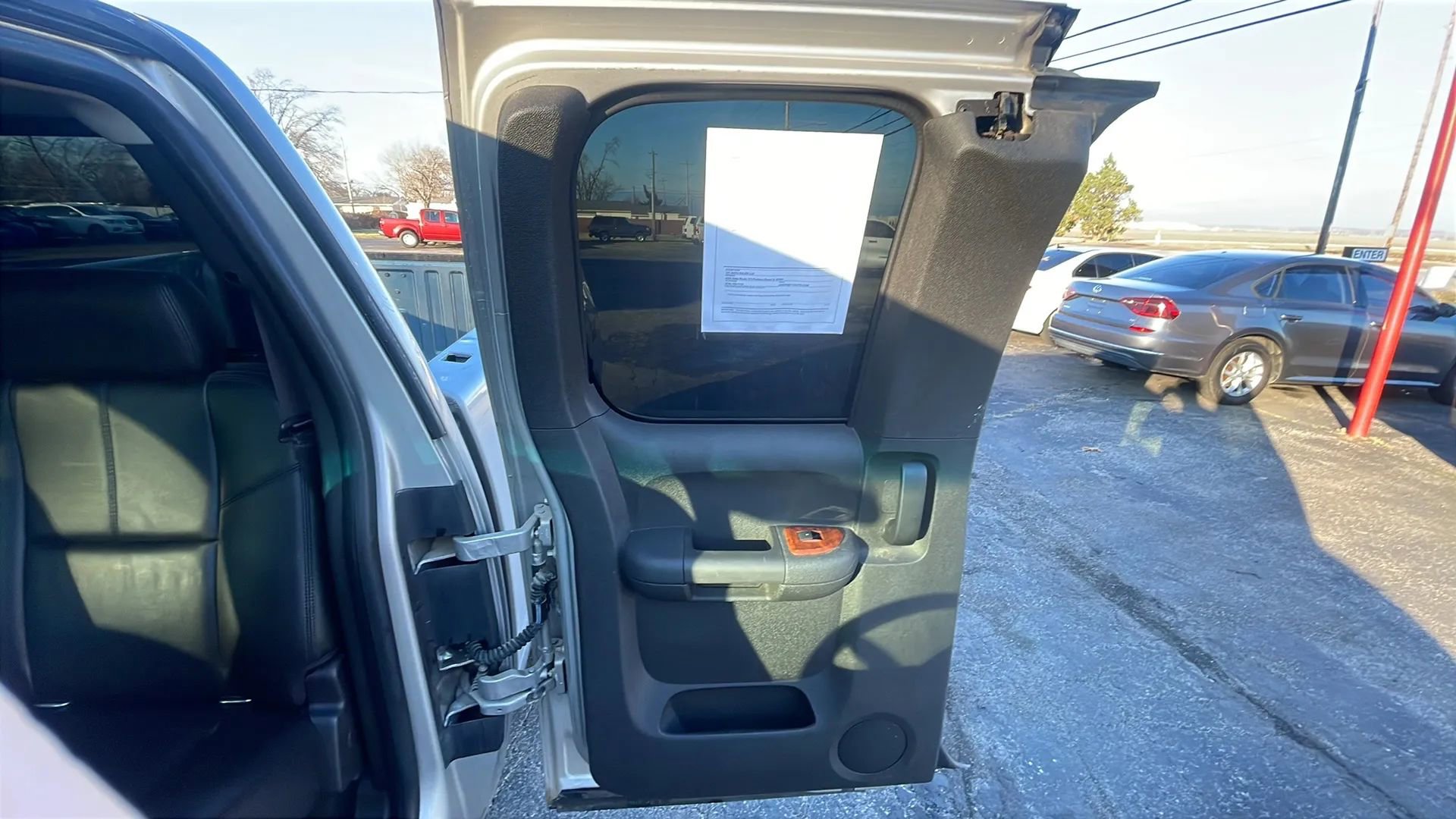 Used 2007 Chevrolet Silverado 1500 LTZ w/ Safety Package AWD/4WD image 21