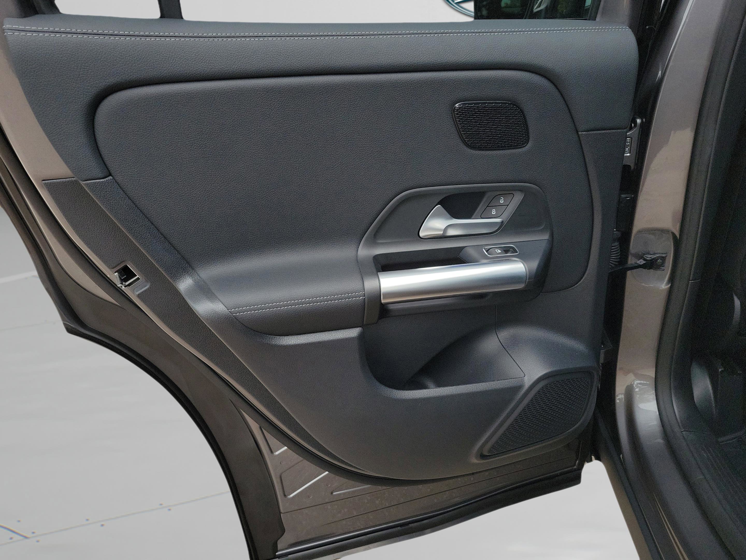 Certified 2026 Mercedes-Benz GLA 250 image 30