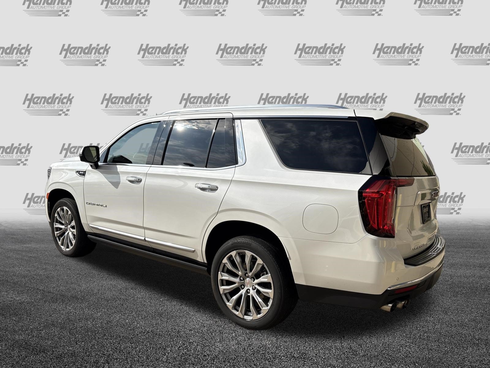 Used 2021 GMC Yukon Denali w/ Denali Ultimate Package AWD/4WD image 8