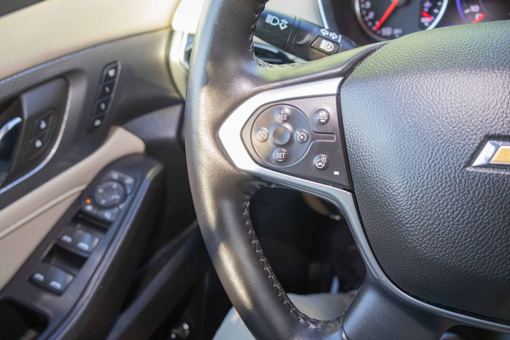 Used 2022 Chevrolet Traverse Premier image 25