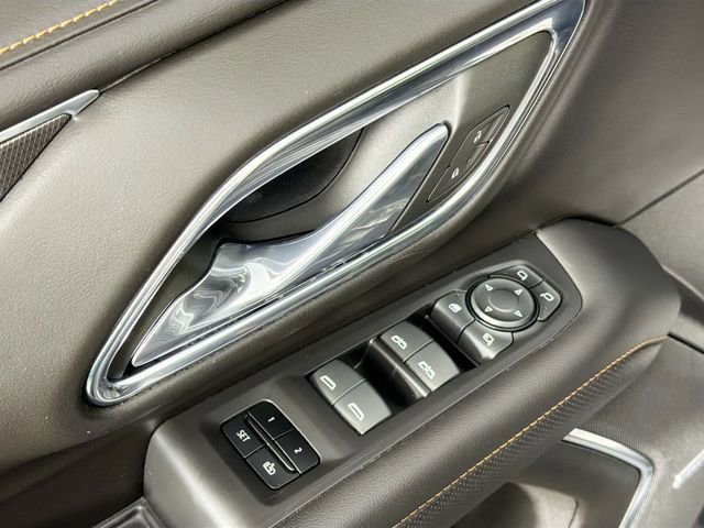 Used 2023 GMC Yukon XL AT4 w/ LPO, Floor Liner Package image 17