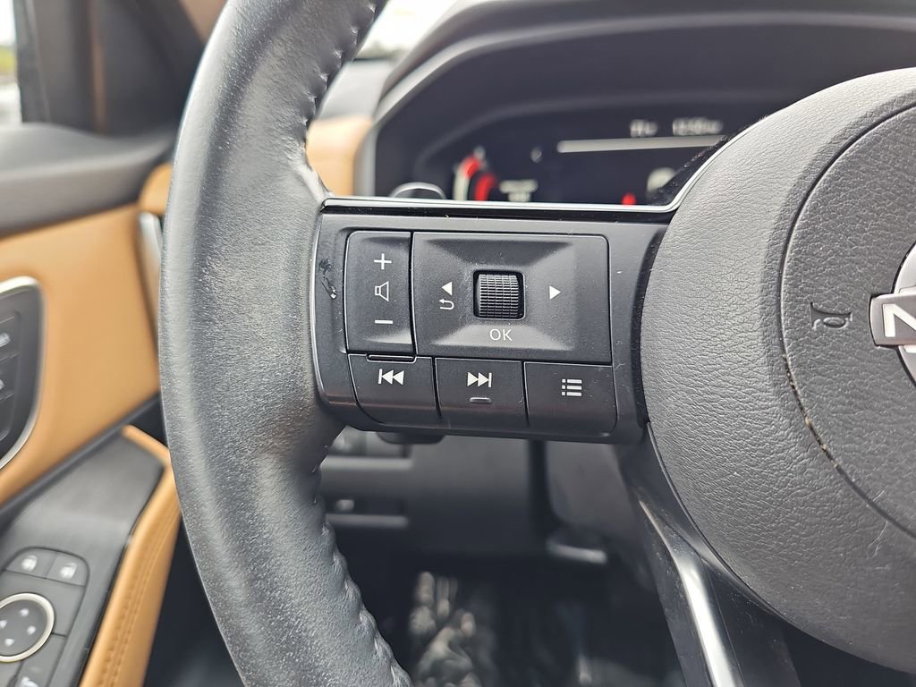 Used 2023 Nissan Rogue Platinum w/ Platinum Premium Package image 21