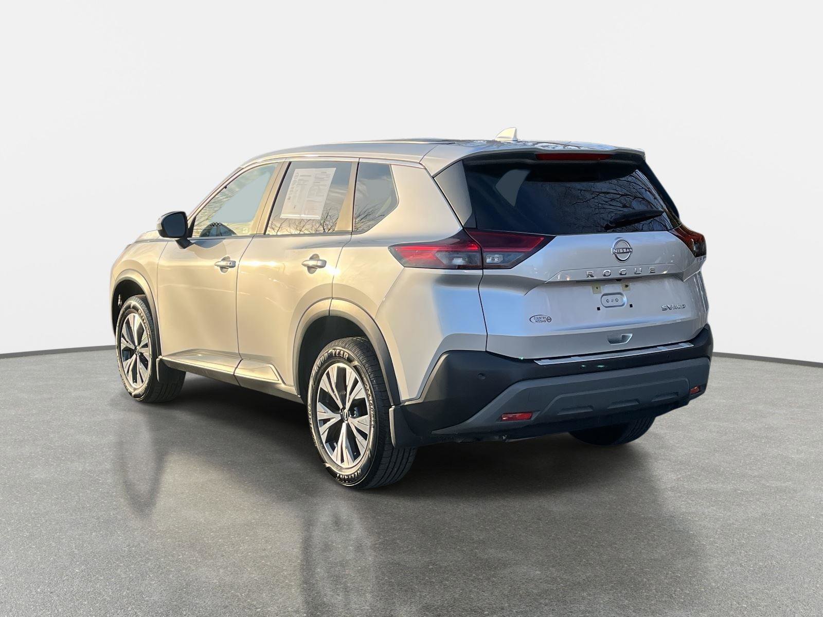 Certified 2023 Nissan Rogue SV image 7