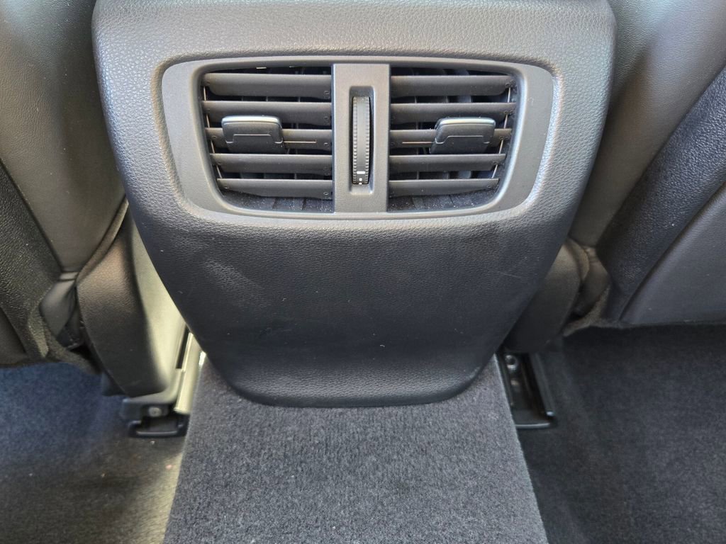 Used 2022 Acura TLX w/ Technology Package image 15