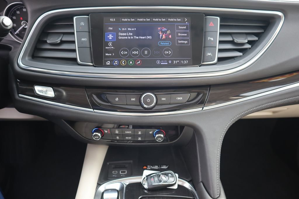 Certified 2023 Buick Enclave Essence w/ Experience Buick Package image 23