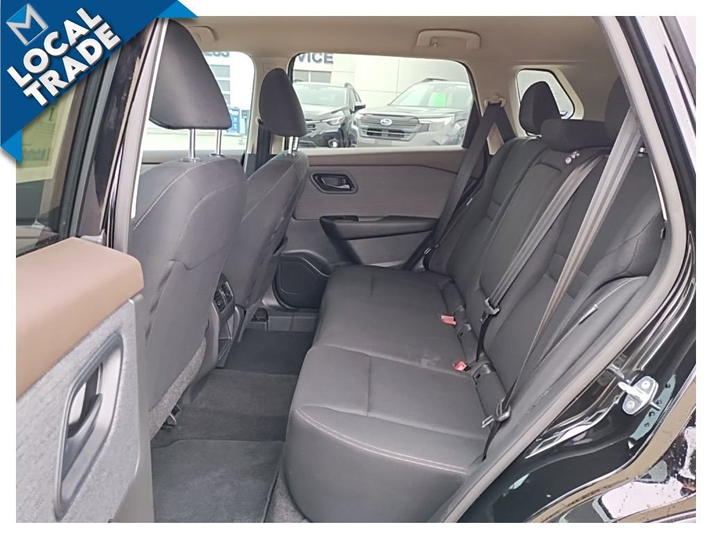 Used 2023 Nissan Rogue S AWD/4WD image 42