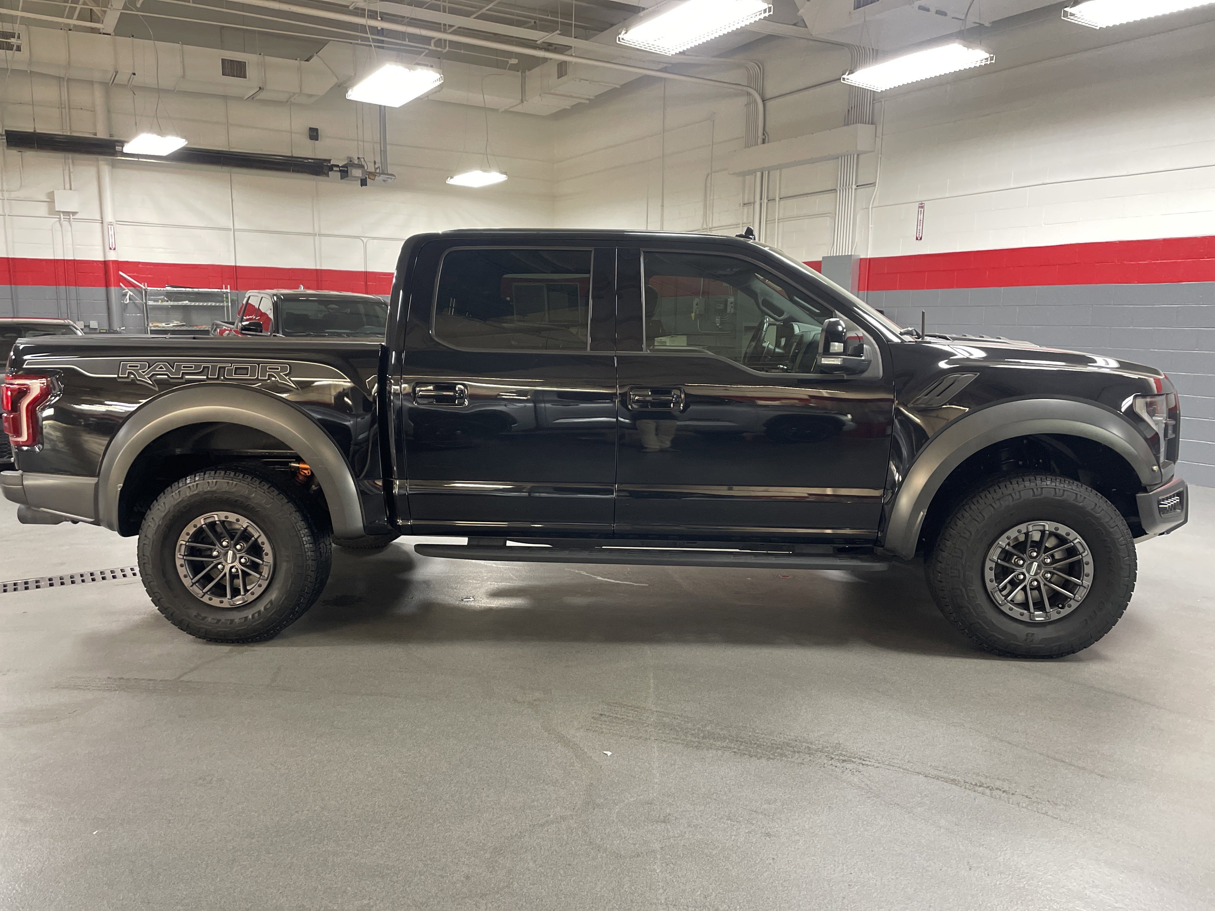 Used 2020 Ford F150 Raptor w/ Equipment Group 802A Luxury image 11