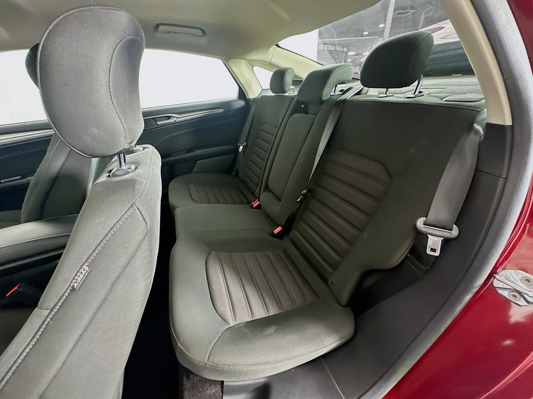 Used 2017 Ford Fusion SE w/ Fusion SE Technology Package FWD image 26