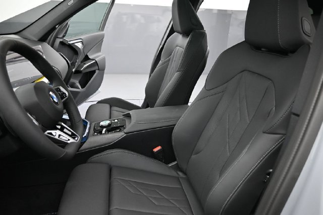 New 2026 BMW X3 xDrive30i w/ Premium Package AWD/4WD image 19
